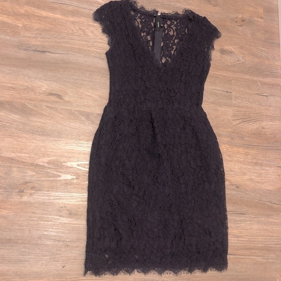 babaton Dark Purple Lace Fringe V Neck Mini Cocktail Dress Sz 2 - Picture 2 of 13